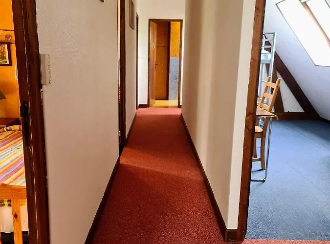 Grand Avec Tennis Et Piscine Vakantiehuis