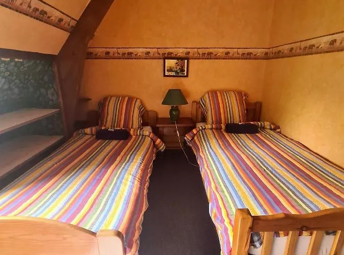 Grand Avec Tennis Et Piscine Vakantiehuis *
