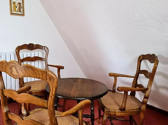 Grand Avec Tennis Et Piscine Vakantiehuis Lalinde